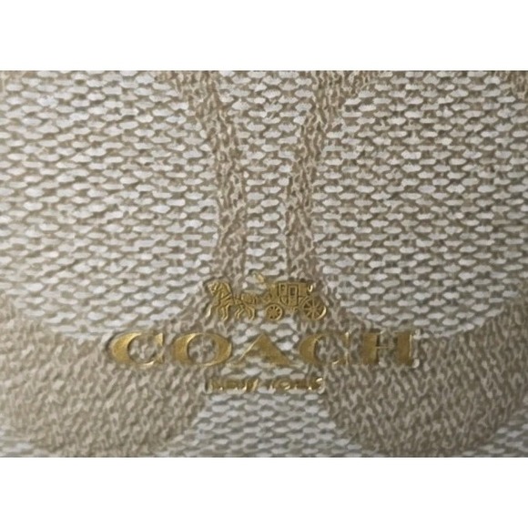 Coach ID Lanyard Signature Canvas Light Khaki/Chalk - Picture 4 of 9